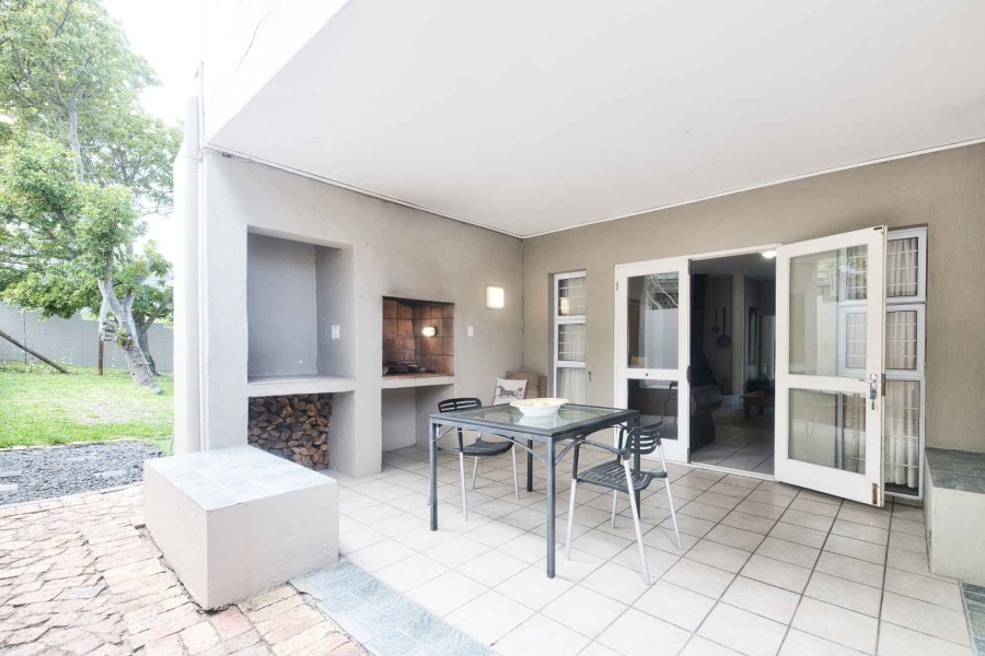 7 Bedroom Property for Sale in Hermanus Heights Western Cape